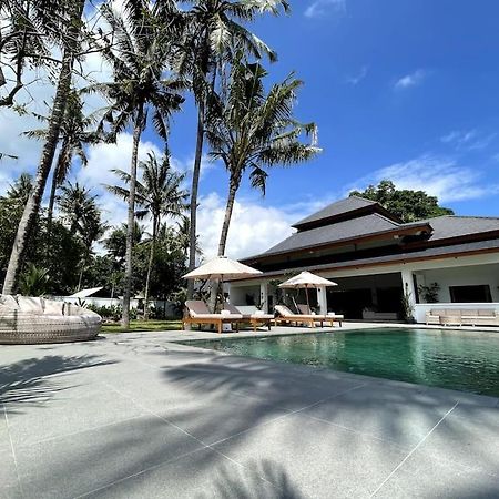 Villa Vespa Lovina Exterior foto