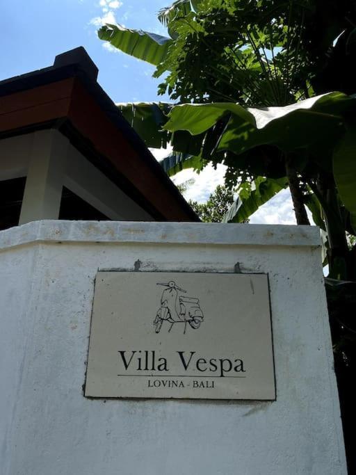 Villa Vespa Lovina Exterior foto